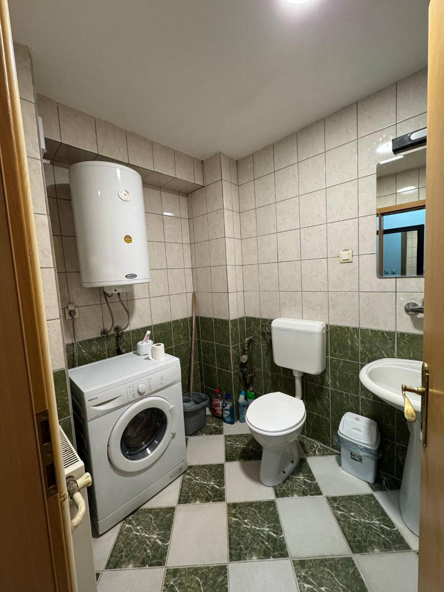 Vd 2 ,only 5 Min From Main Bus Station Apartment *